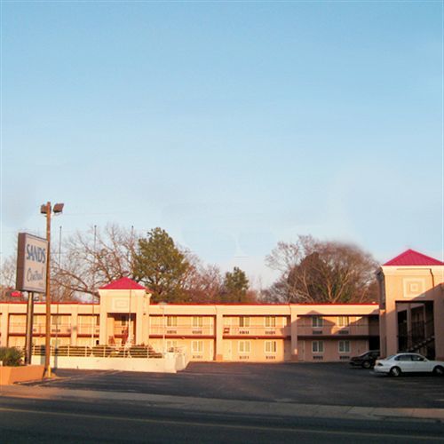 Sands Central Inn Hot Springs Eksteriør bilde